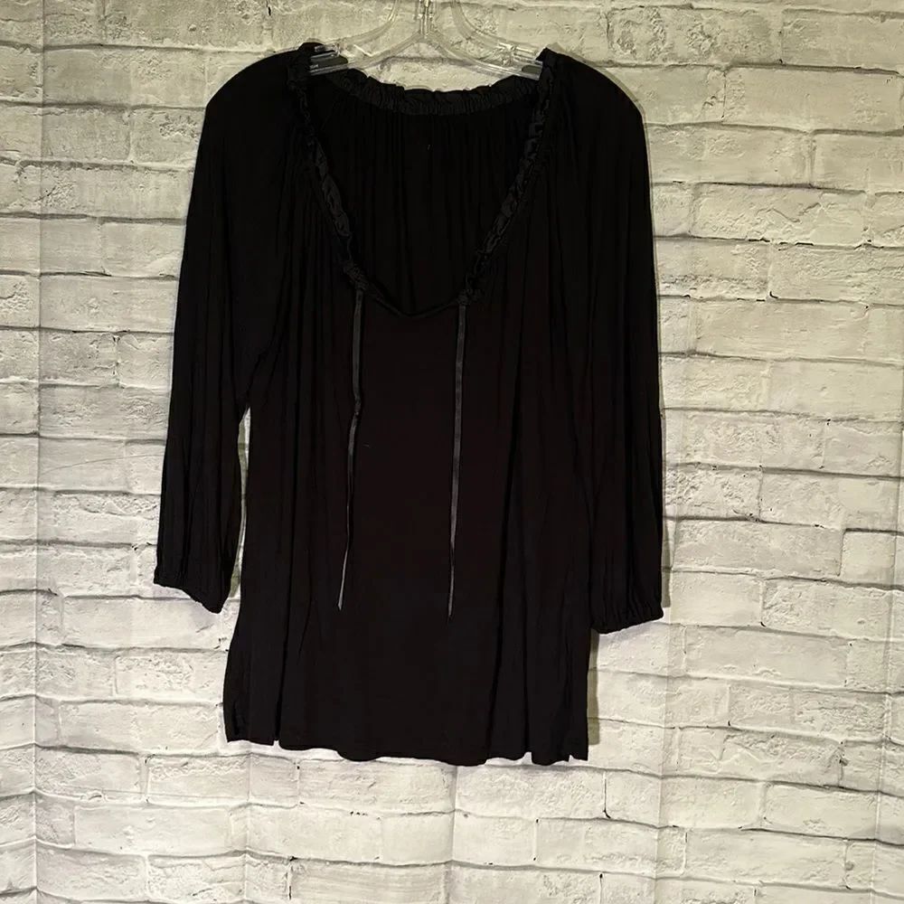 Black 3/4 Sleeve top women